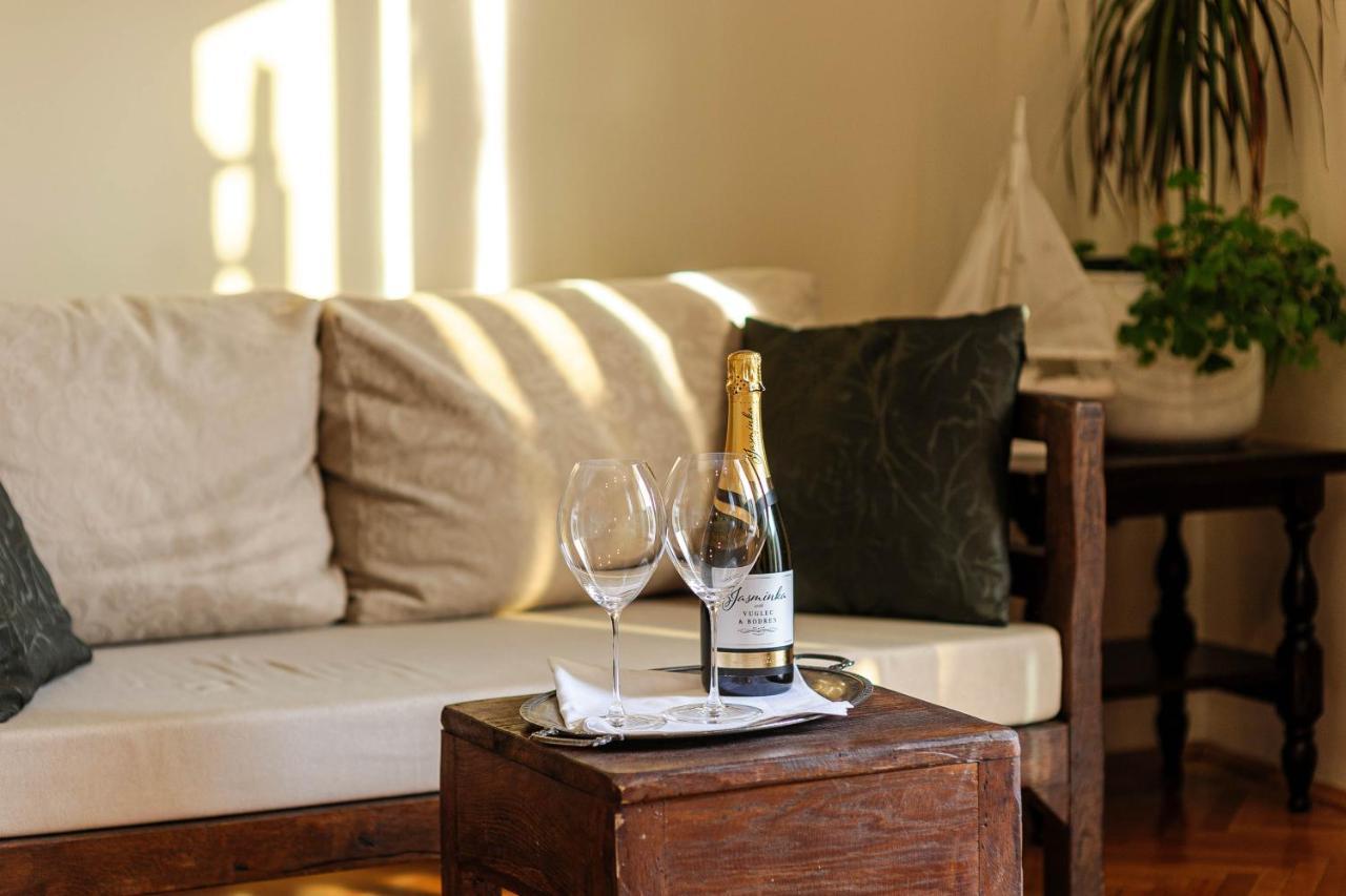 Wine Garden Rooms スクラーディン エクステリア 写真